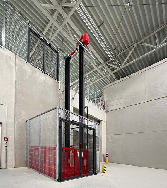 Lastenaufzug_klein_Web